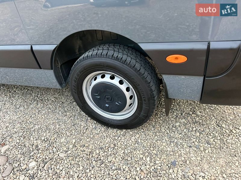 Грузовой фургон Renault Master 2021 в Хусте
