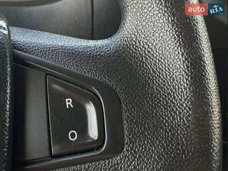 Грузовой фургон Renault Master 2016 в Шполе