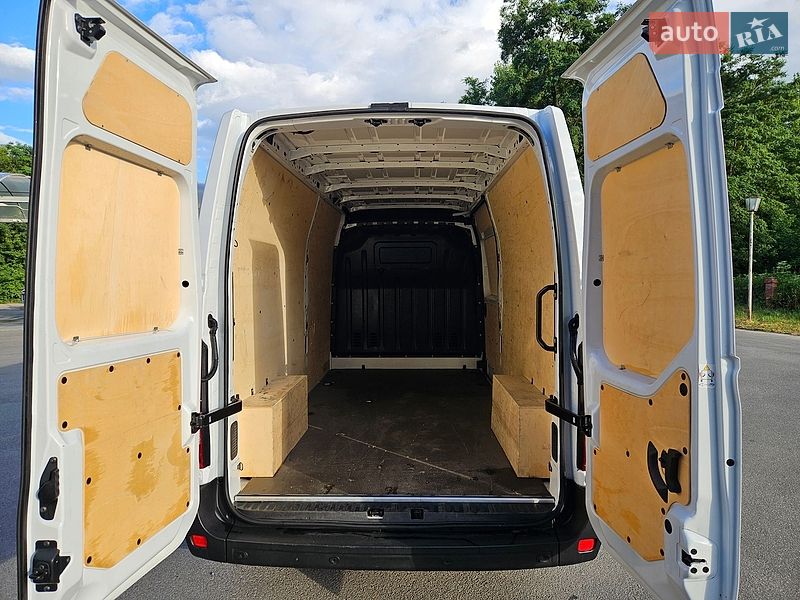 Микроавтобус грузовой (до 3,5т) Renault Master 2022 в Бердичеве