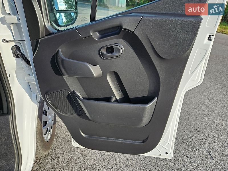 Микроавтобус грузовой (до 3,5т) Renault Master 2022 в Бердичеве