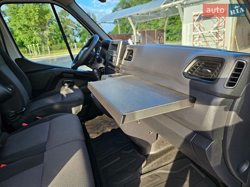 Микроавтобус грузовой (до 3,5т) Renault Master 2022 в Бердичеве