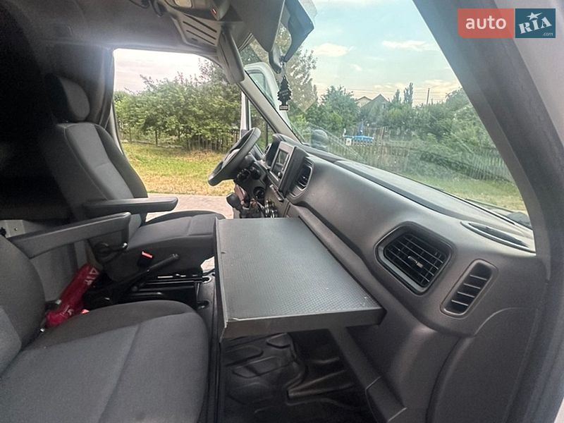 Інші вантажівки Renault Master 2022 в Білій Церкві