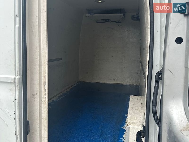 Рефрижератор Renault Master 2012 в Кореці