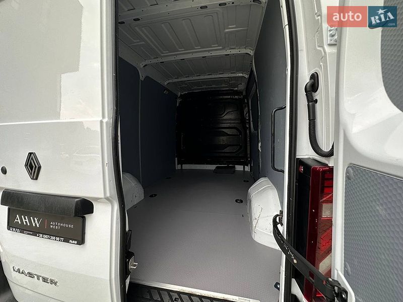 Вантажний фургон Renault Master 2025 в Львові