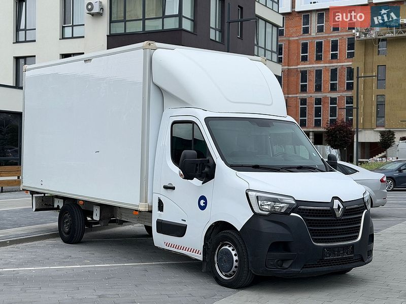 Грузовой фургон Renault Master 2020 в Городке