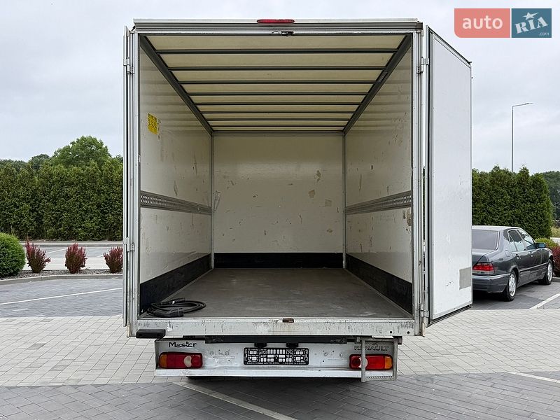 Грузовой фургон Renault Master 2020 в Городке