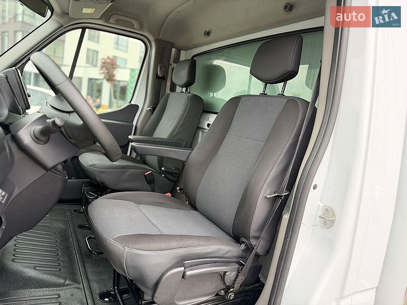 Грузовой фургон Renault Master 2020 в Городке