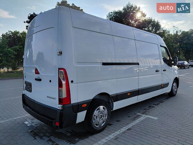 Вантажний фургон Renault Master 2020 в Івано-Франківську