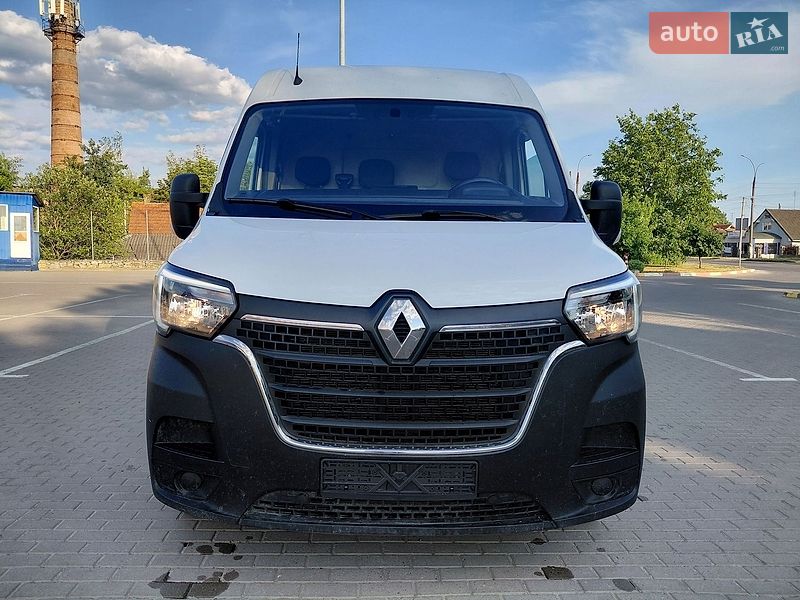 Вантажний фургон Renault Master 2020 в Івано-Франківську
