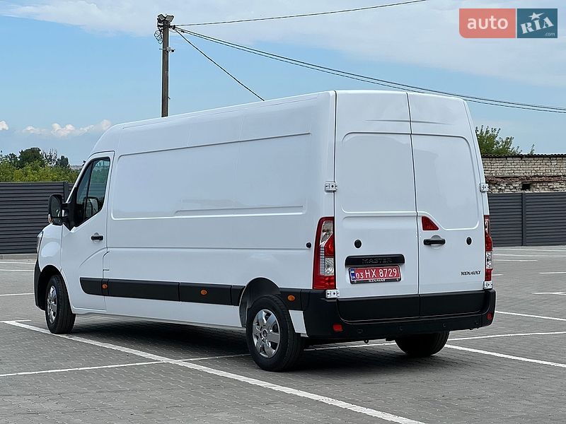 Вантажний фургон Renault Master 2023 в Дубні
