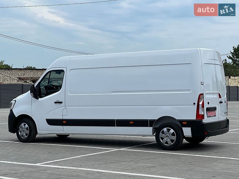 Вантажний фургон Renault Master 2023 в Дубні