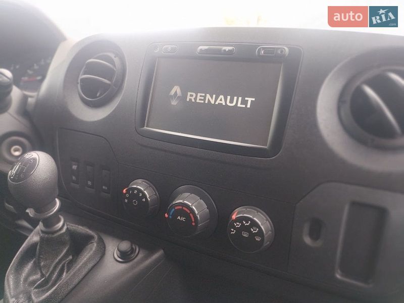 Грузовой фургон Renault Master 2017 в Дубно