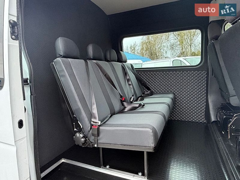 Вантажопасажирський фургон Renault Master 2018 в Млиніві