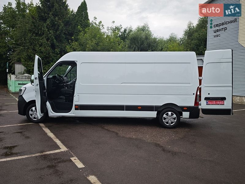 Грузовой фургон Renault Master 2021 в Дубно