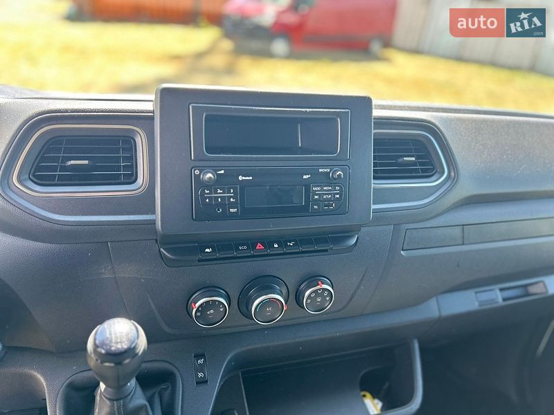 Грузовой фургон Renault Master 2024 в Стрые