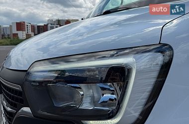 Вантажний фургон Renault Master 2022 в Луцьку