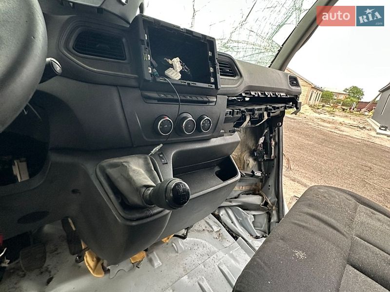 Грузовой фургон Renault Master 2021 в Мироновке