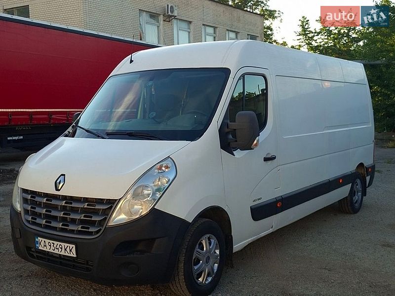 Вантажний фургон Renault Master 2012 в Кам'янець-Подільському