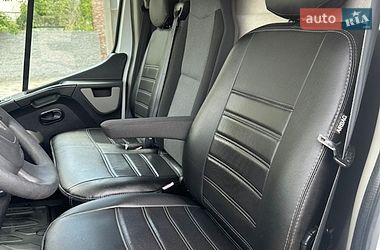 Грузовой фургон Renault Master 2015 в Ровно
