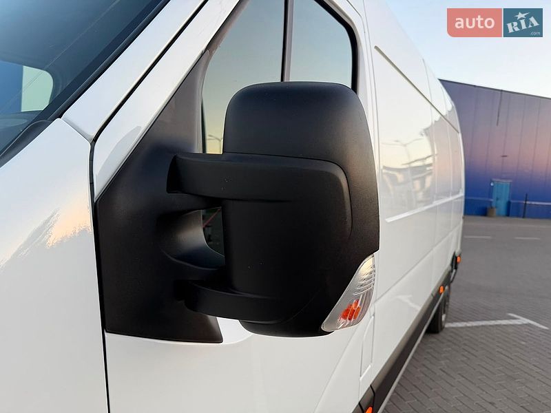 Грузовой фургон Renault Master 2022 в Днепре