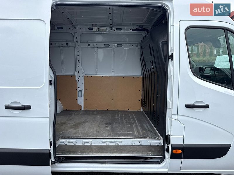 Грузовой фургон Renault Master 2021 в Луцке