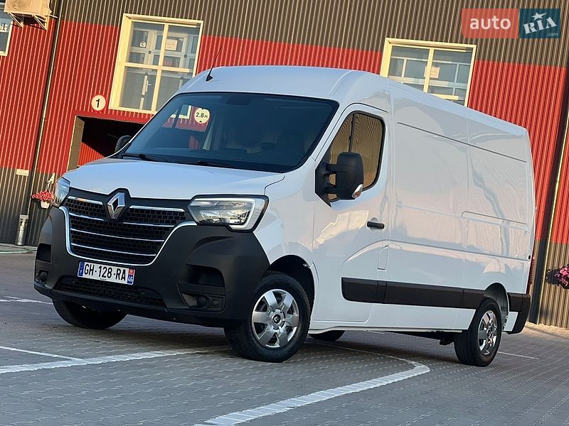 Вантажний фургон Renault Master 2022 в Дубні