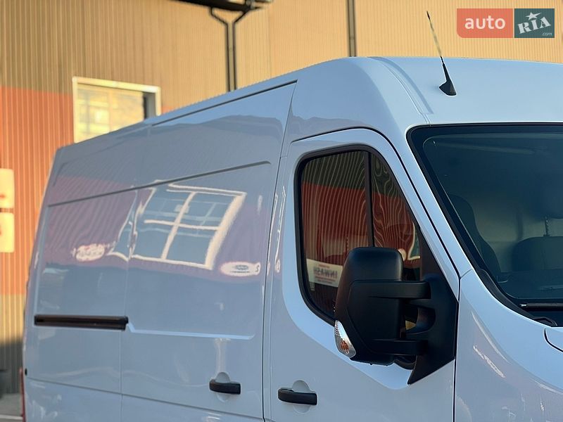 Вантажний фургон Renault Master 2022 в Дубні