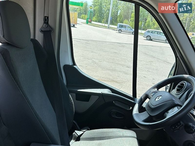 Автовоз Renault Master 2015 в Івано-Франківську