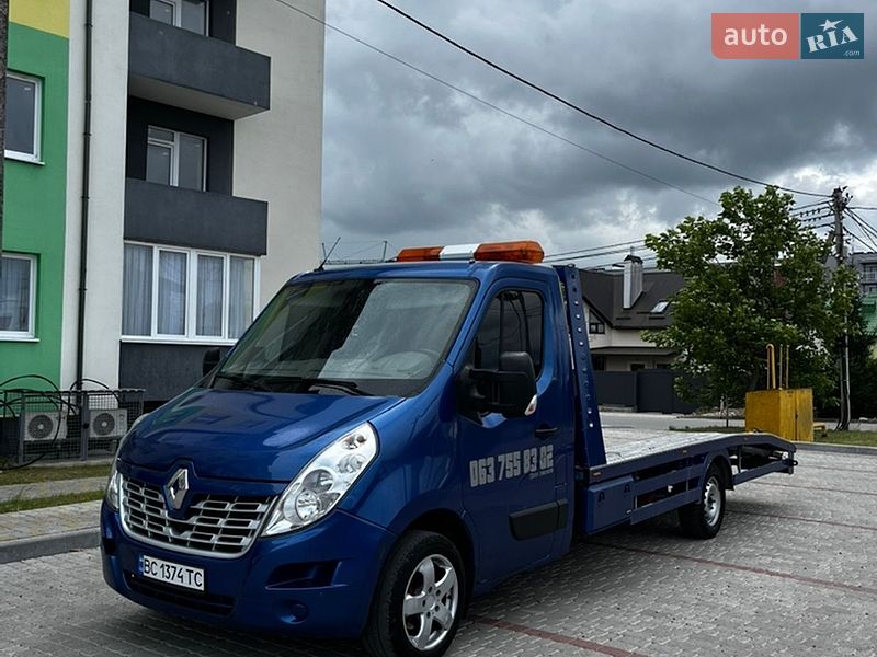 Евакуатор Renault Master 2011 в Львові