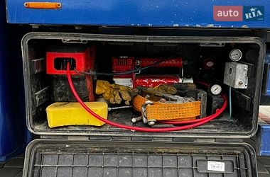Евакуатор Renault Master 2011 в Львові