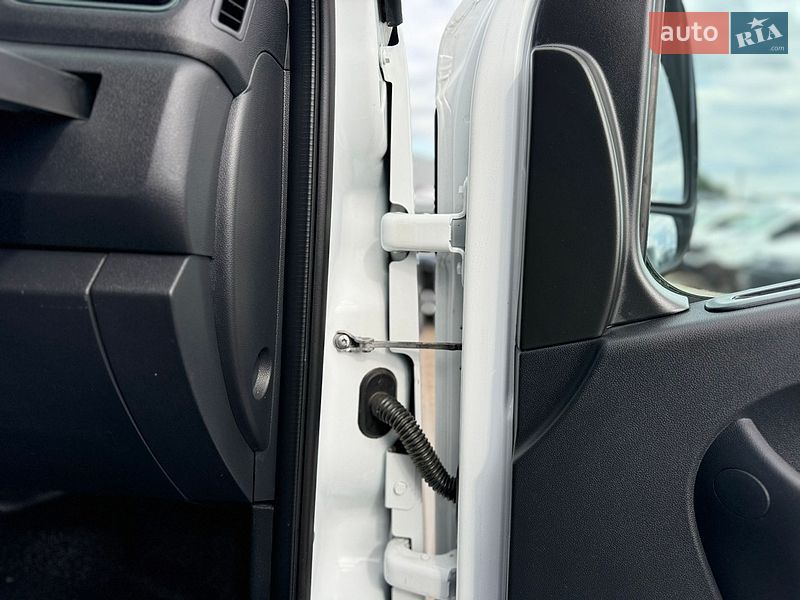 Грузовой фургон Renault Master 2021 в Киеве