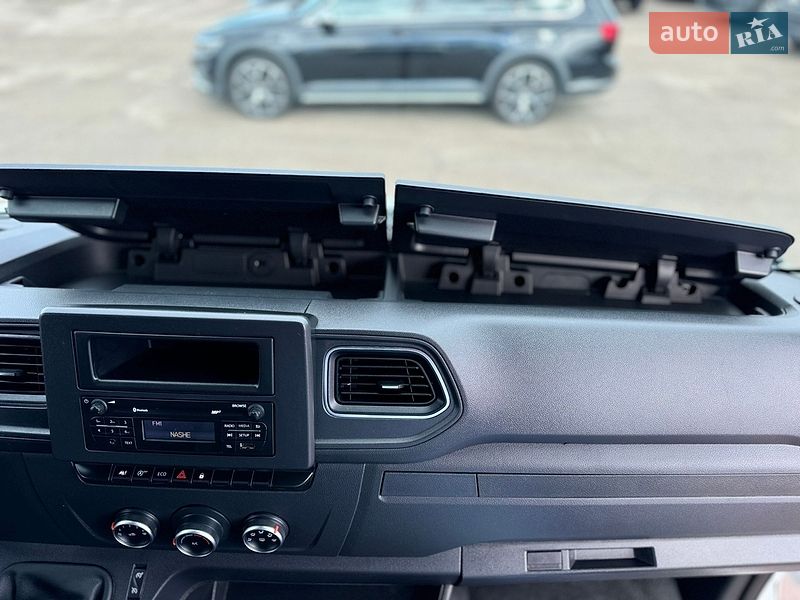 Грузовой фургон Renault Master 2021 в Киеве