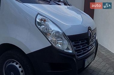 Вантажний фургон Renault Master 2017 в Львові
