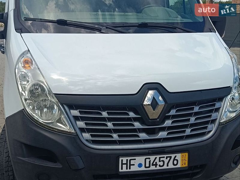 Грузовой фургон Renault Master 2016 в Бартатовом
