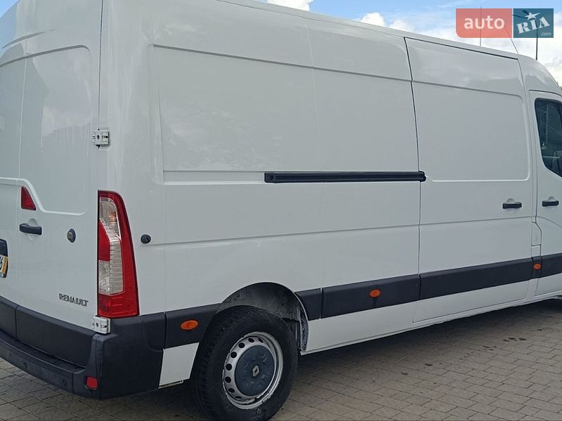 Грузовой фургон Renault Master 2016 в Бартатовом