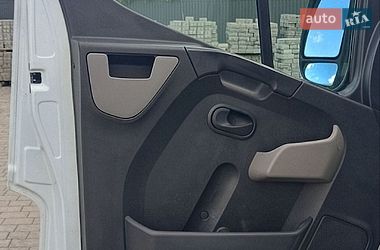 Грузовой фургон Renault Master 2016 в Бартатовом