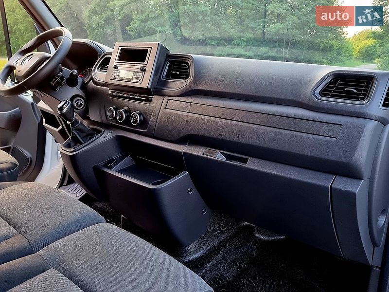 Вантажний фургон Renault Master 2021 в Житомирі