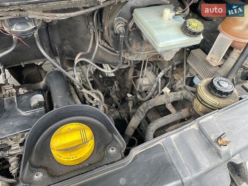 Тентований Renault Master 2014 в Львові