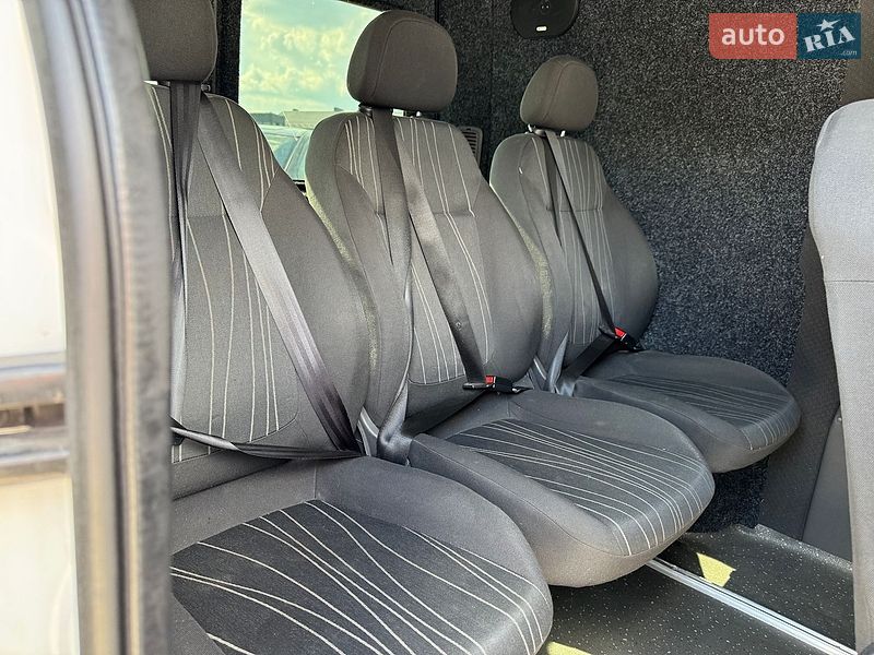 Мінівен Renault Master 2017 в Рівному фото 26 Мінівен Renault Master 2017 в Рівному