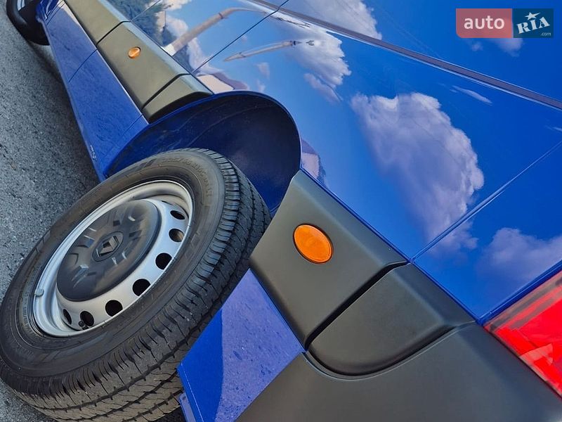 Грузовой фургон Renault Master 2022 в Дубно