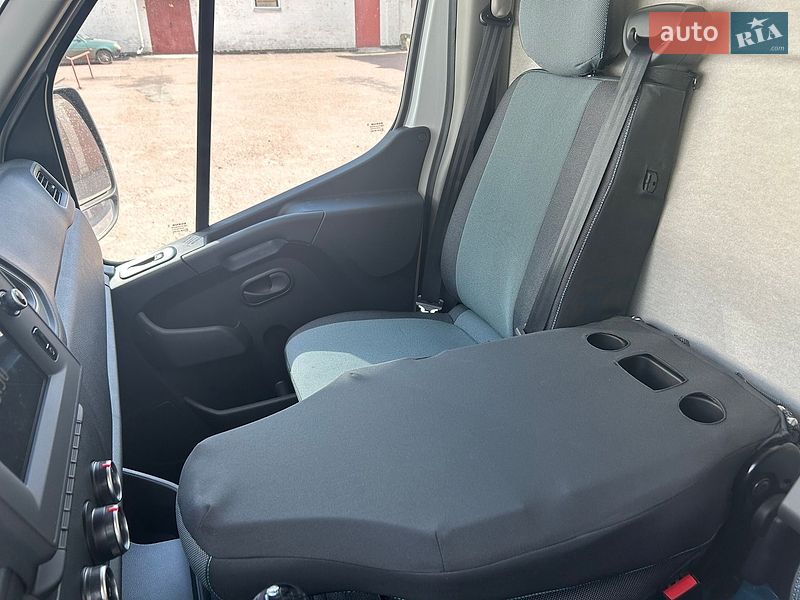 Вантажний фургон Renault Master 2024 в Сумах