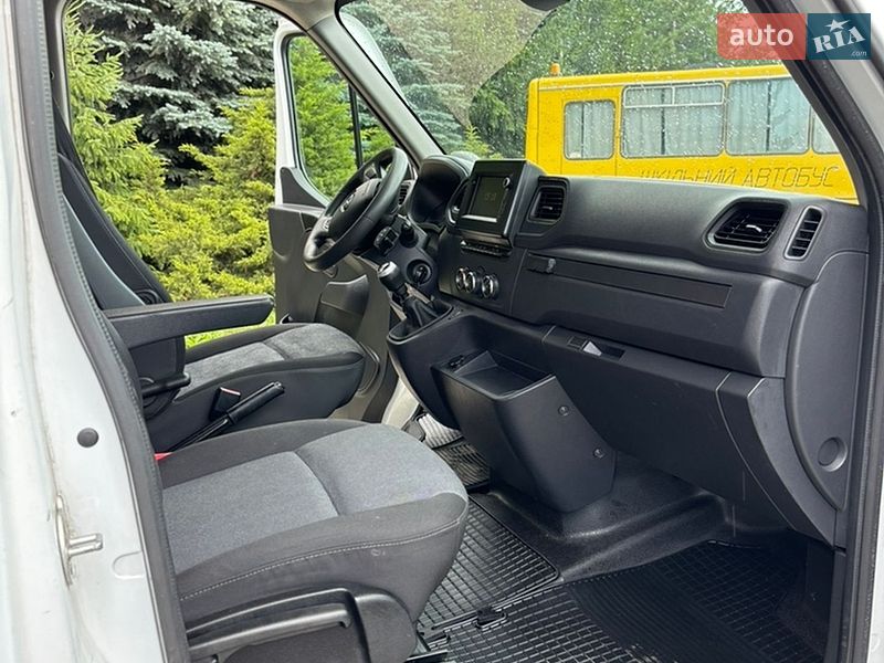Грузовой фургон Renault Master 2021 в Львове