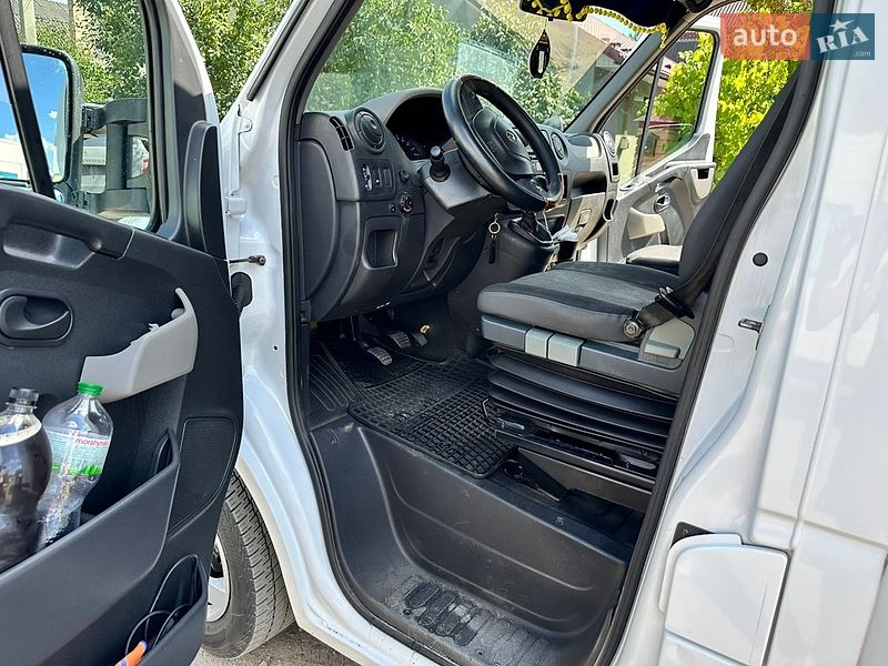 Эвакуатор Renault Master 2015 в Ковеле