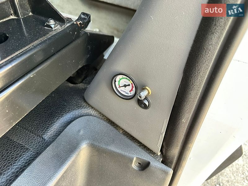 Эвакуатор Renault Master 2015 в Ковеле
