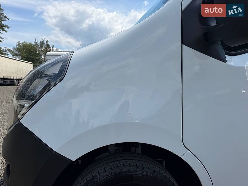 Вантажний фургон Renault Master 2021 в Дніпрі