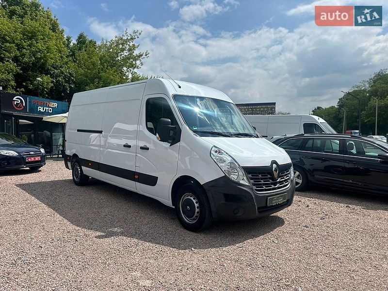 Вантажний фургон Renault Master 2018 в Рівному