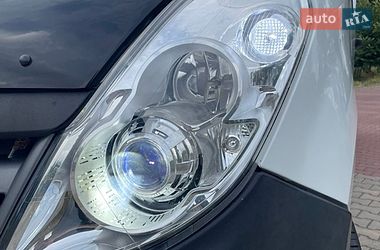 Грузовой фургон Renault Master 2016 в Липовце