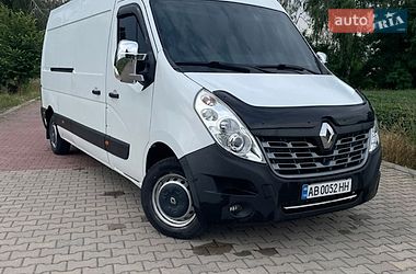 Грузовой фургон Renault Master 2016 в Липовце