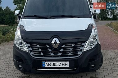 Грузовой фургон Renault Master 2016 в Липовце
