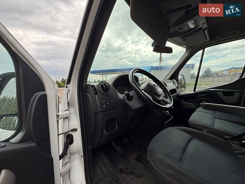 Грузовой фургон Renault Master 2016 в Киеве